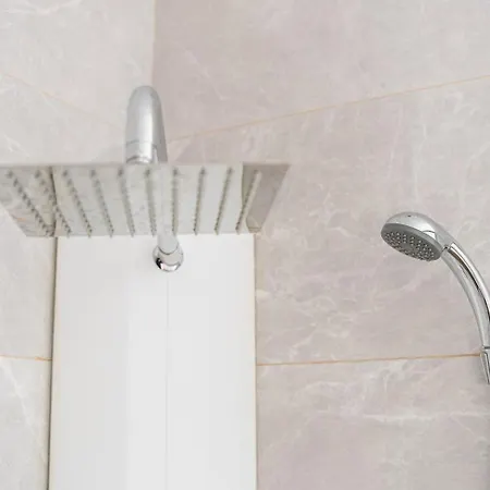 Holiday home Retro-modern Retreat In