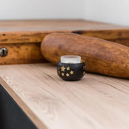 Retro-modern Retreat In Holiday home *