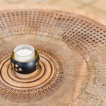 Retro-modern Retreat In Holiday home *