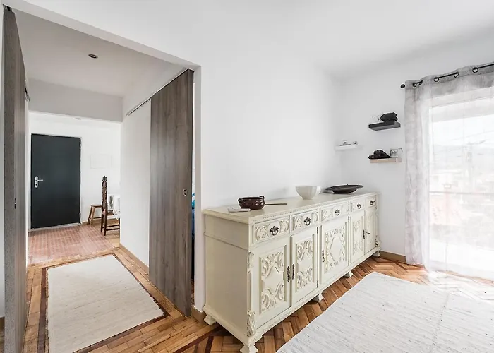 Retro-modern Retreat In Vakantiehuis *