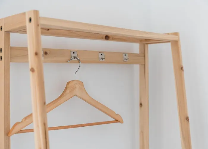 Vakantiehuis Retro-modern Retreat In *