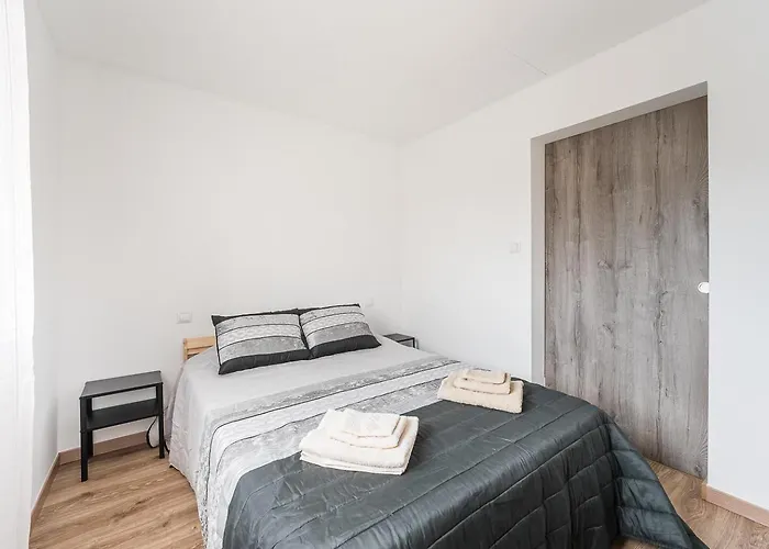 Retro-modern Retreat In *