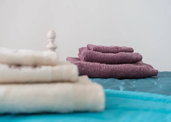 Vakantiehuis Retro-modern Retreat In