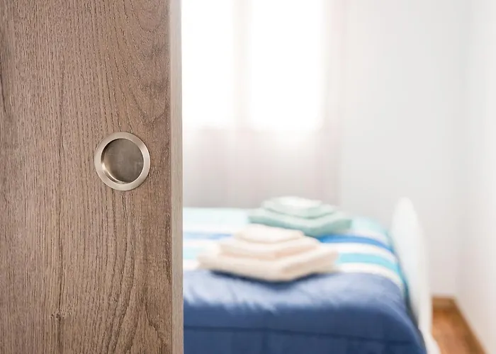 Retro-modern Retreat In Vakantiehuis *