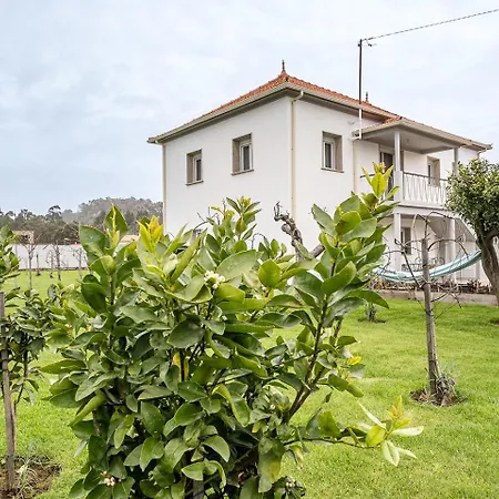 Guest house Retro-modern Retreat In