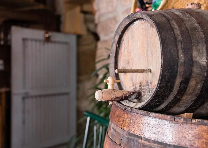 Feriehus Retro-modern Retreat In