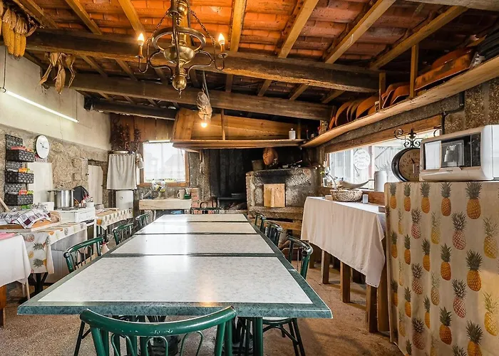 Feriehus Retro-modern Retreat In *